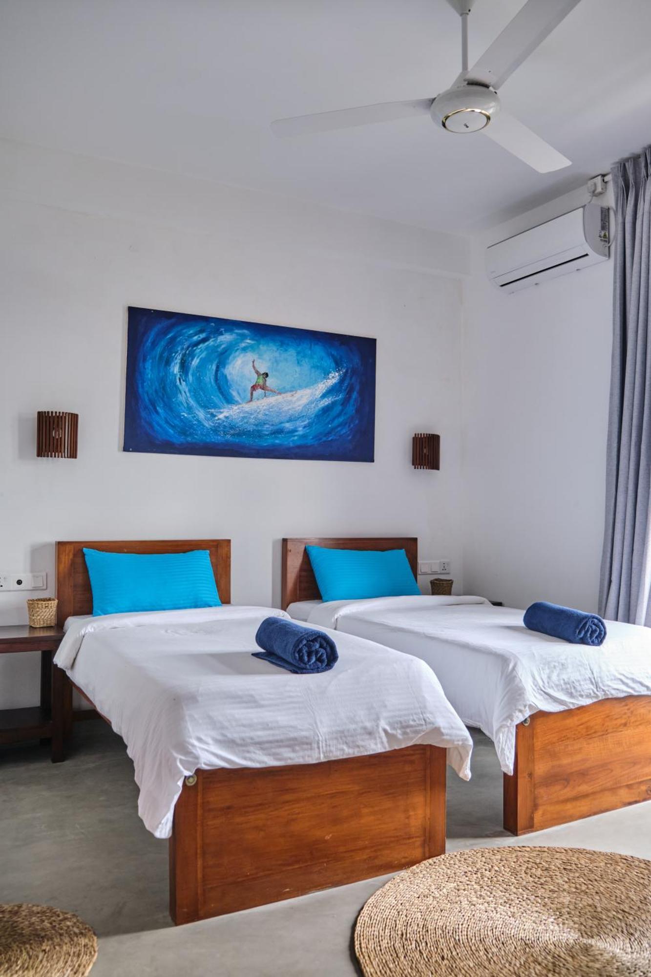 Ruma Surf Hotel Ahangama Exterior photo