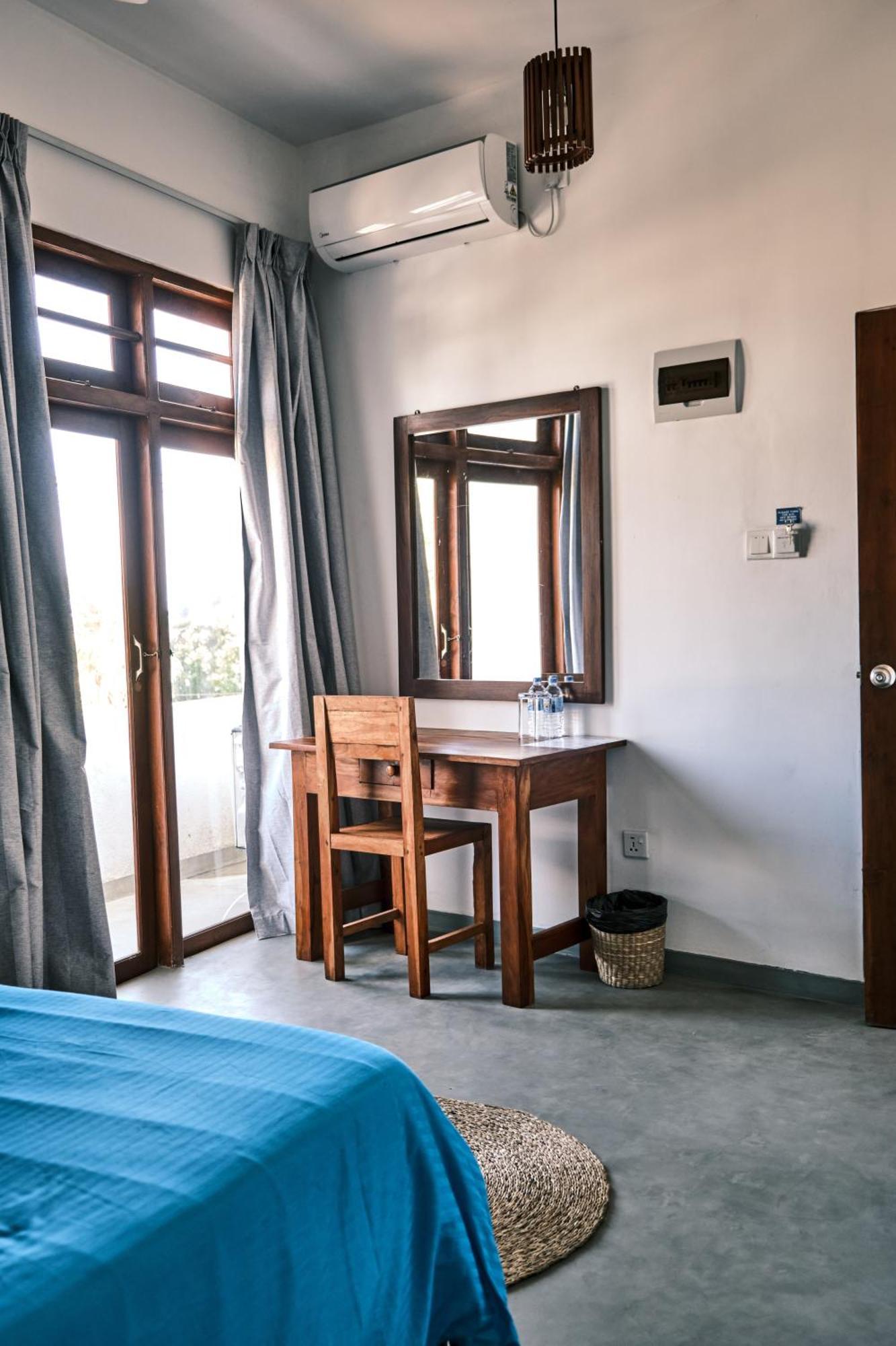 Ruma Surf Hotel Ahangama Exterior photo
